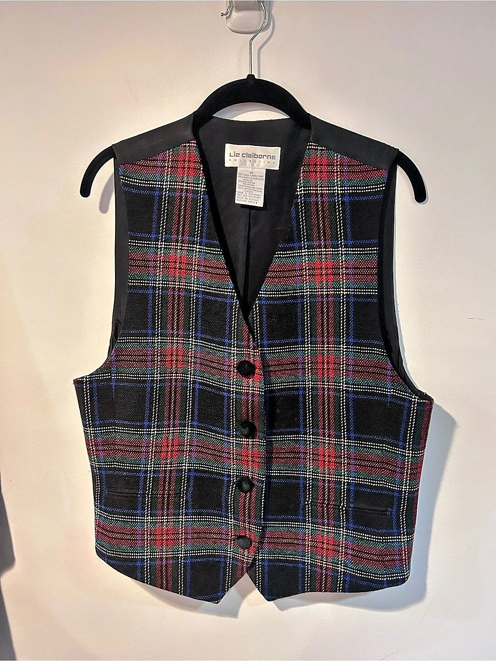 Liz Claiborne Plaid Vest in Black & Red Size 14